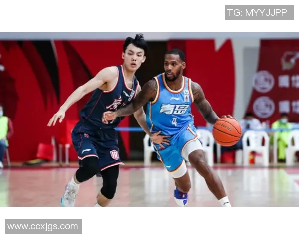 赛后复盘:上海篮球队与成都篮球队的精彩对决与经验总结