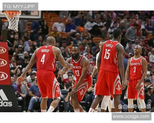 重庆足球队比赛经验变革引发热议探索新战术与团队协作的未来发展