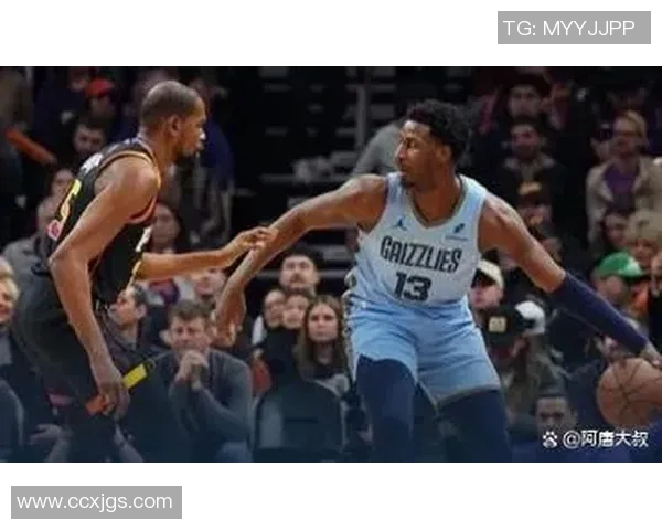 8号爵士与灰熊激战正酣球迷期待精彩对决与逆转时刻