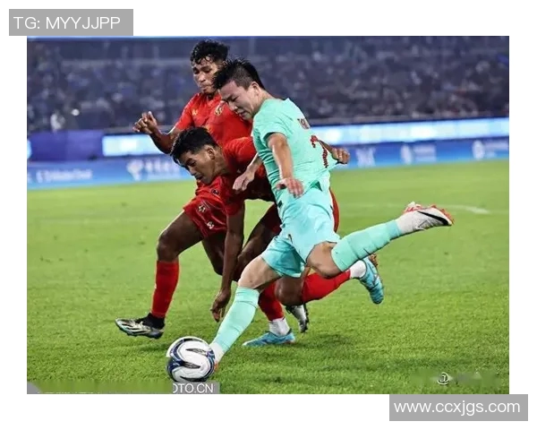 中国男足迎战乌拉圭力争在国际赛场上展现实力与风采